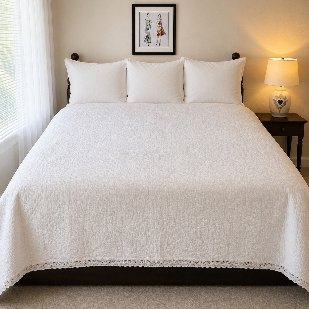 Simply Shabby Chic King Quilt White Linen Blend Crochet Lace Trim Rachel Ashwell